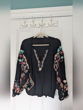 Medium Three Bird Nest Blouse